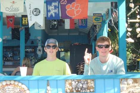 Review img # 105 of the yacht ALIZÉ