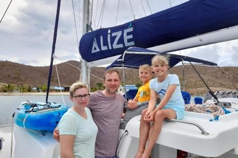 Review img # 103 of the yacht ALIZÉ