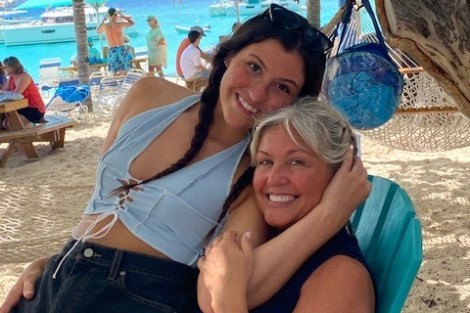 Review img # 91 of the yacht ALIZÉ