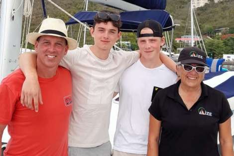 Review img # 85 of the yacht ALIZÉ