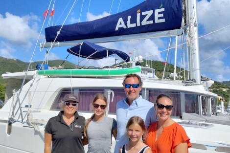 Review img # 77 of the yacht ALIZÉ
