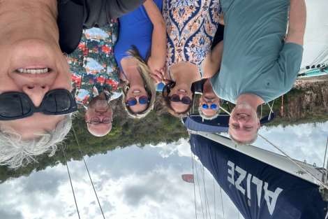 Review img # 8 of the yacht ALIZÉ