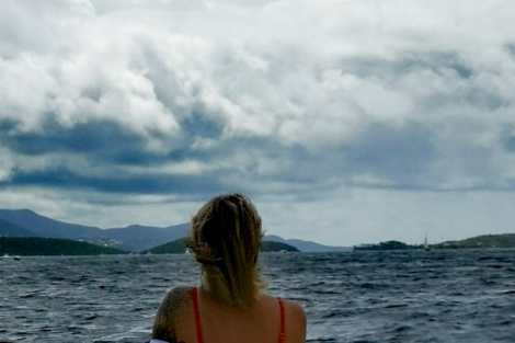 Review img # 4 of the yacht BEYOND STARDUST