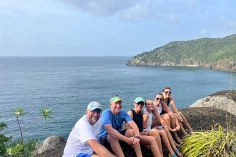 Review img # 11 of the yacht C’EST LA VIE