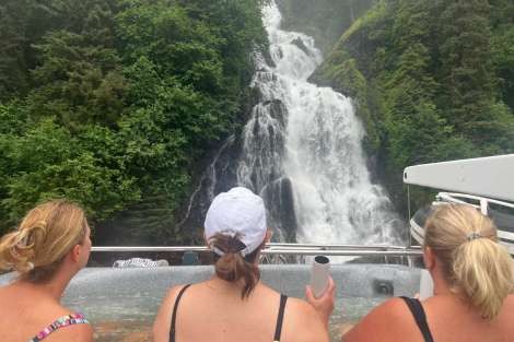 Review img # 5 of the yacht Dauntless