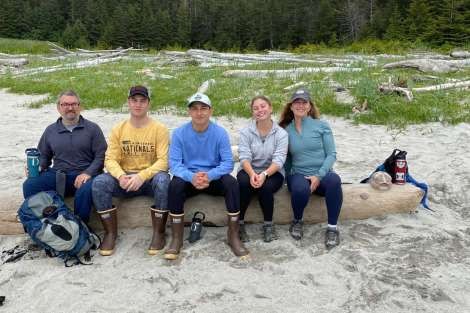 Review img # 13 of the yacht Dauntless