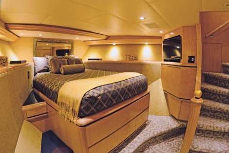 Review img # 10 of the yacht DENISE ROSE