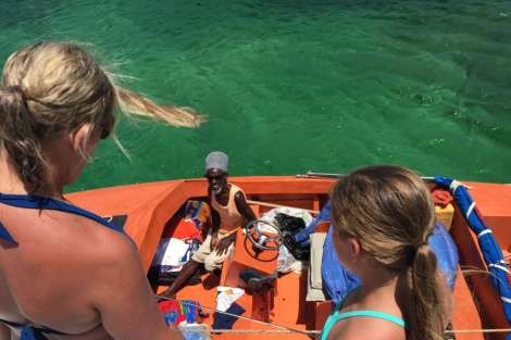 Review img # 53 of the yacht Groovy