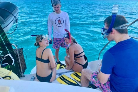 Review img # 18 of the yacht Groovy