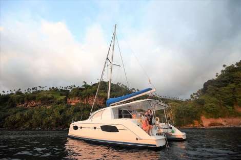 Review img # 98 of the yacht Groovy