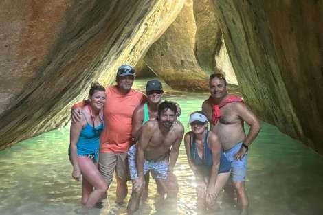 Review img # 10 of the yacht IARA