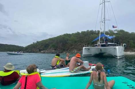 Review img # 137 of the yacht LIQUID ZEN