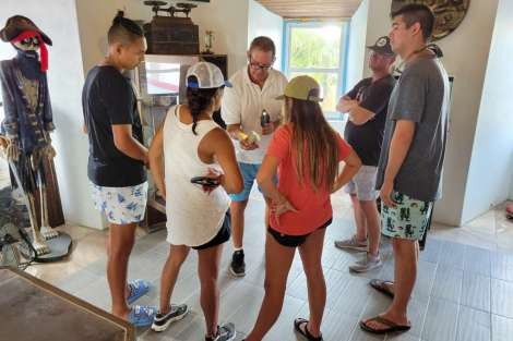 Review img # 74 of the yacht LIQUID ZEN