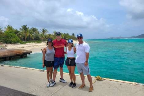 Review img # 6 of the yacht LIQUID ZEN