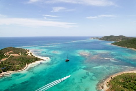 Review img # 7 of the yacht RELENTLESS II  80