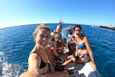 Review img # 26 of the yacht RESPITE AT SEA