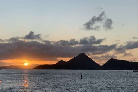 Review img # 32 of the yacht RESPITE AT SEA