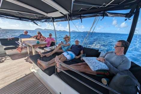 Review img # 14 of the yacht RESPITE AT SEA