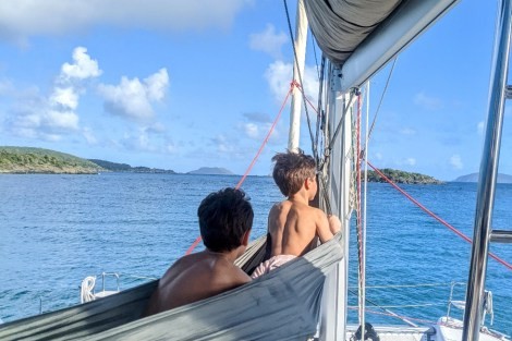 Review img # 114 of the yacht SCUBA DOO