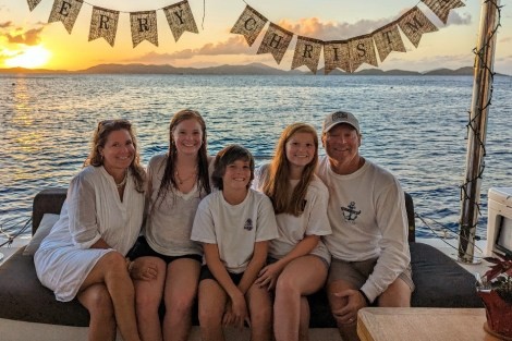 Review img # 74 of the yacht SCUBA DOO