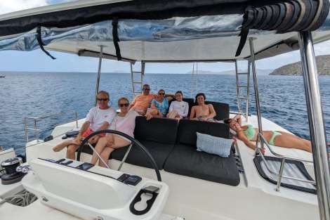 Review img # 49 of the yacht SCUBA DOO