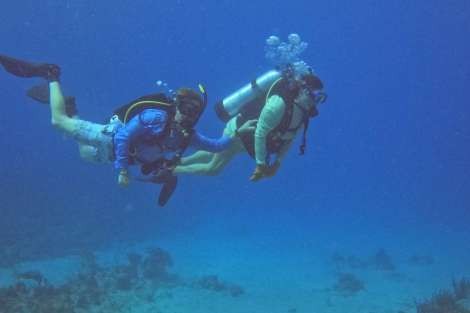 Review img # 23 of the yacht SCUBA DOO