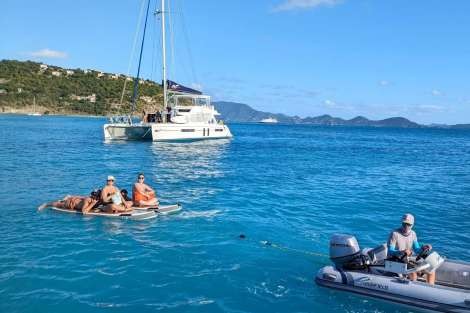 Review img # 22 of the yacht SCUBA DOO