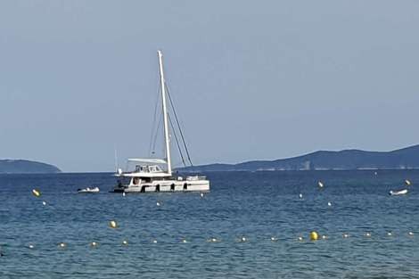 Review img # 17 of the yacht SUNNYACHT