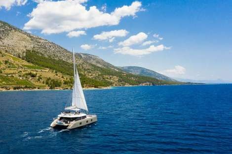 Review img # 10 of the yacht VULPINO