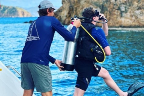 Review img # 12 of the yacht WANDERLUST